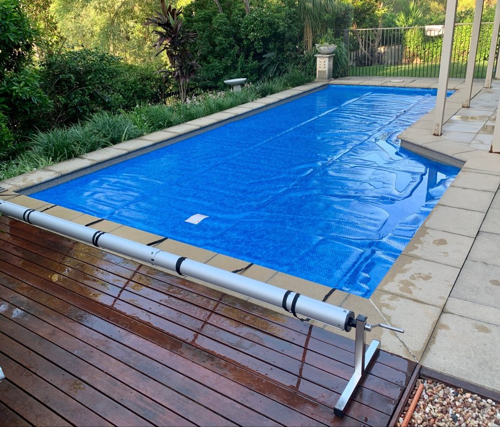 Where to position your roller - Types of Pool Covers: A comprehensive guide